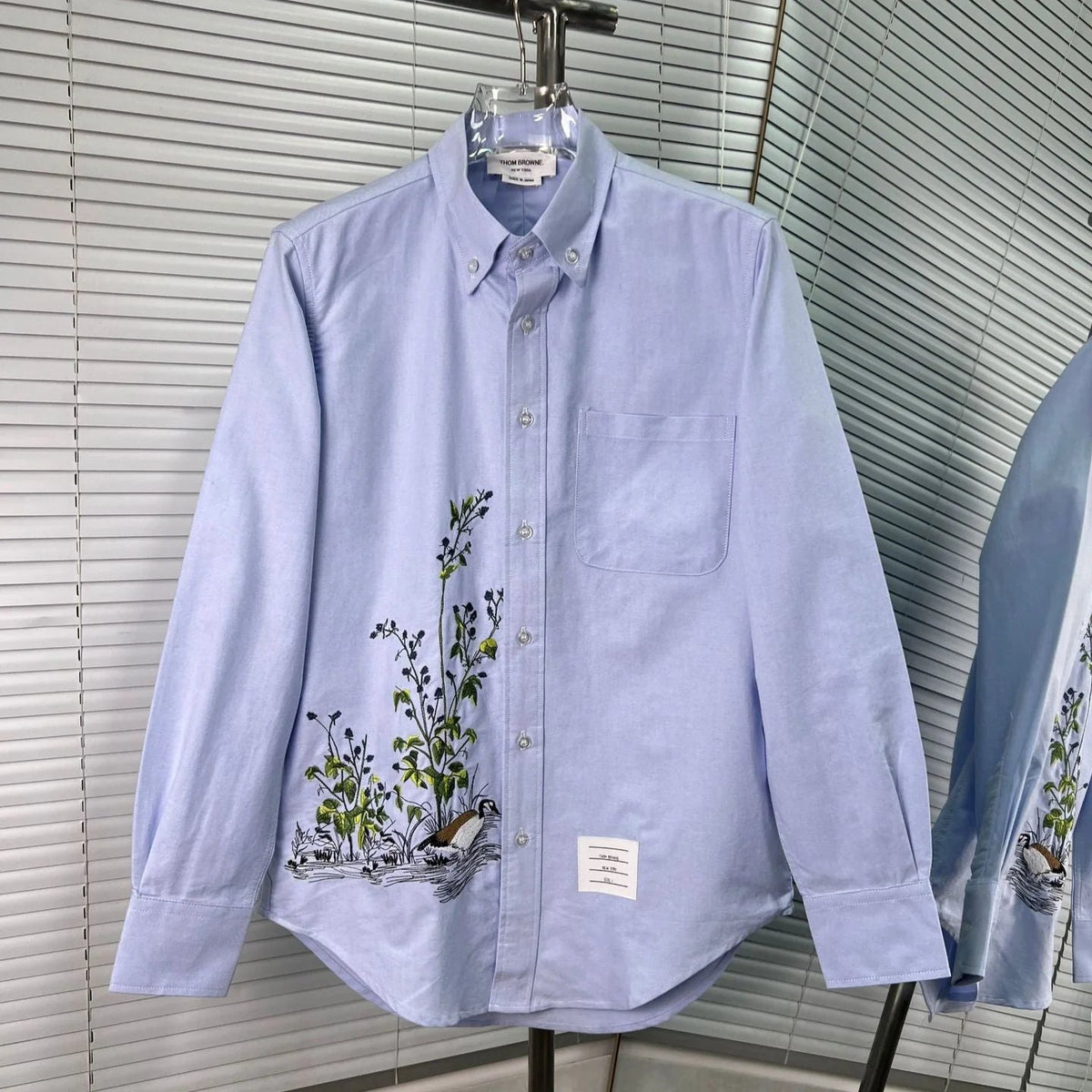 Men'sEmbroidered Four-Bar Oxford Shirt - 100% Cotton Premium | Thom Browne