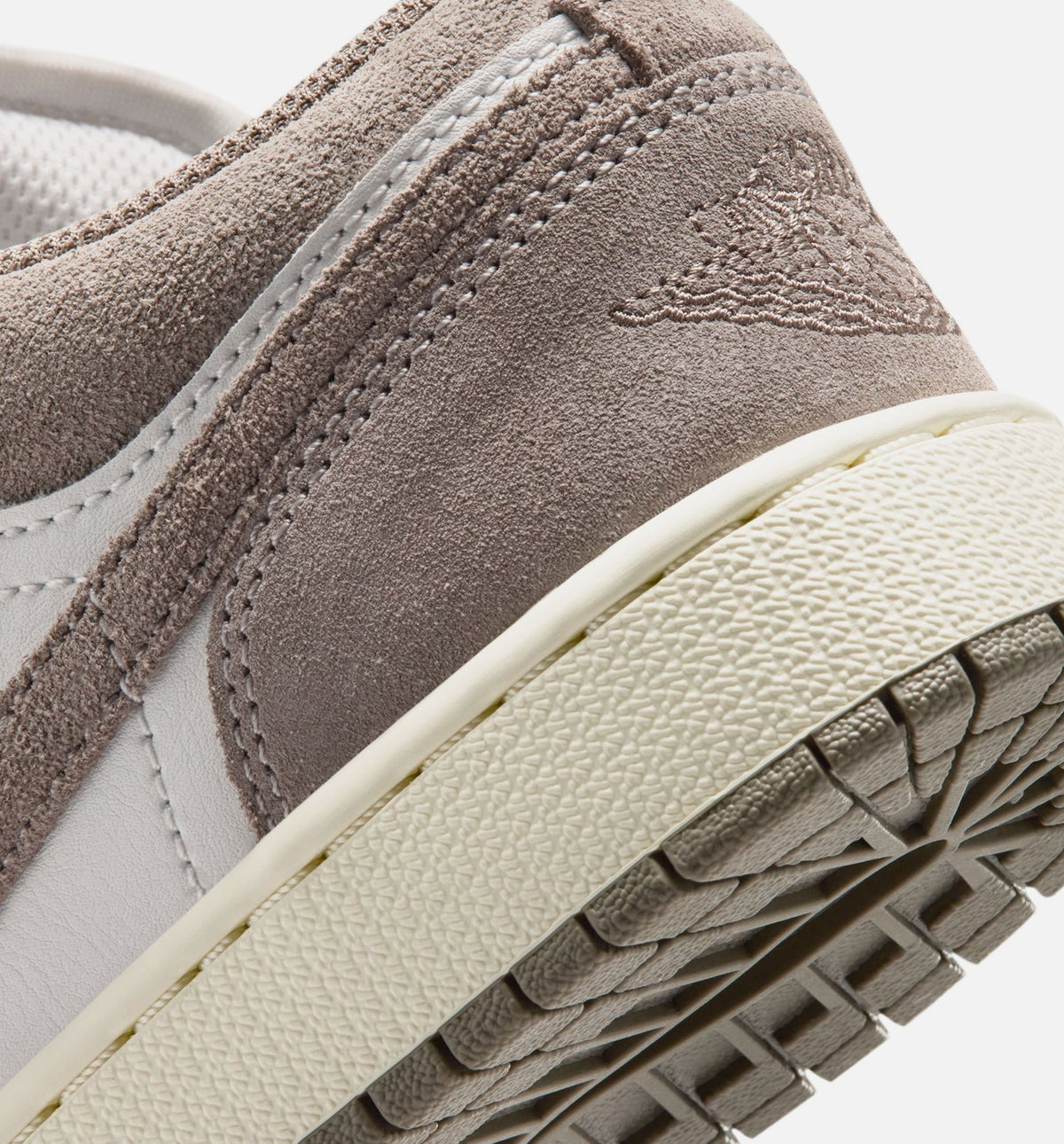 Air Jordan 1 Low Grade School - Olive Grey/Enigma Stone/Summit White