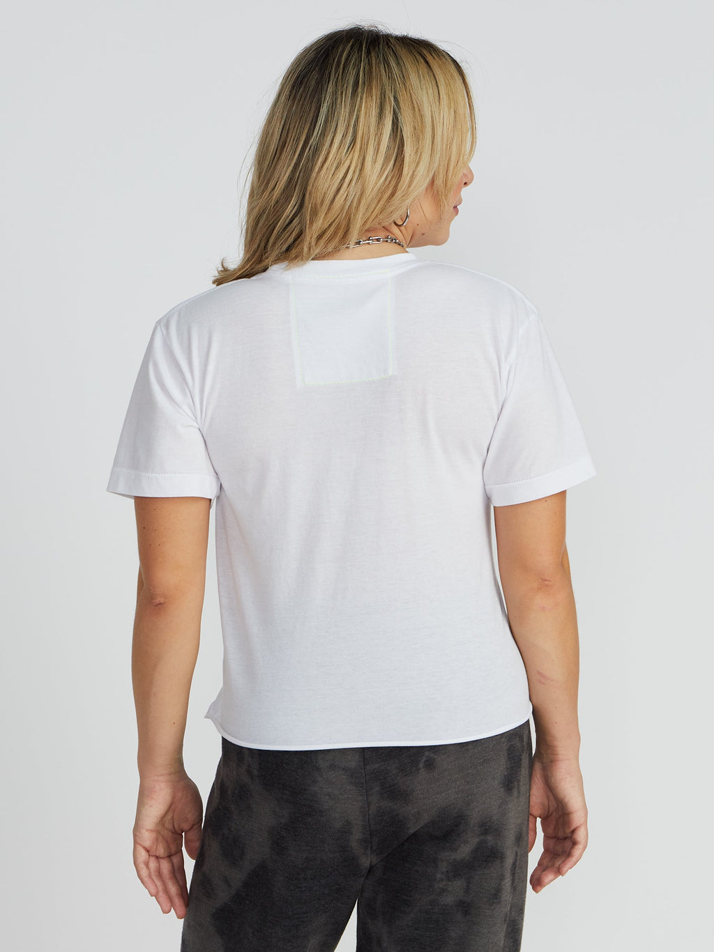 BASIC BOYFRIEND TEE