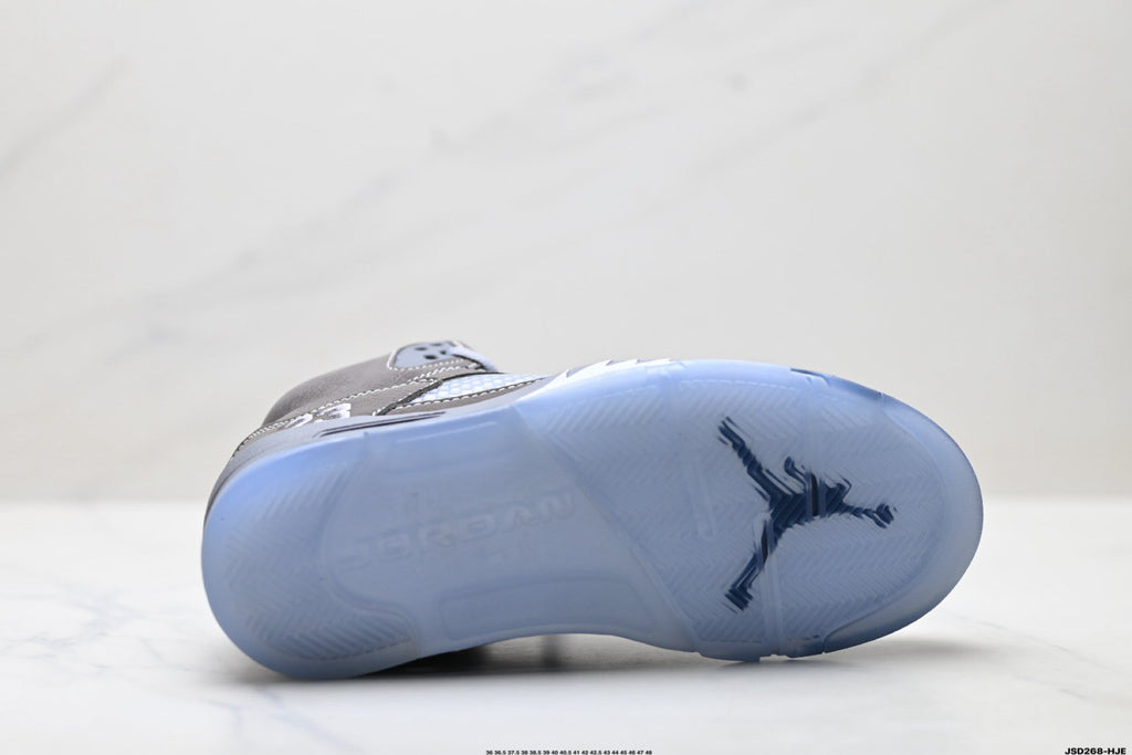 Air Jordan 5 Retro Cool Grey Silver Sneakers