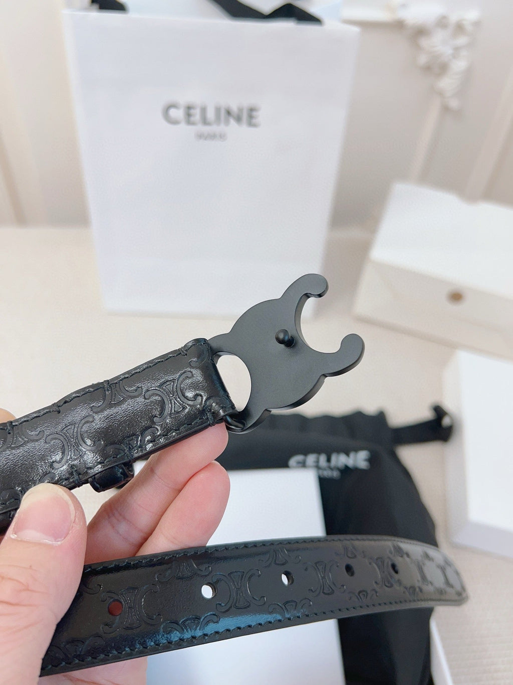 CELINE 25S BELT 25MM TRIOMPHE IN BLACK CALFSKIN 563334