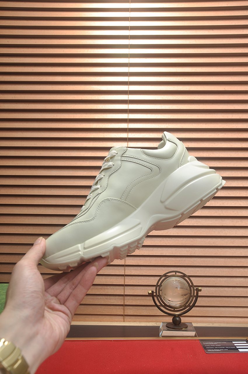 Gucci White Heart-Accent Chunky Sneakers