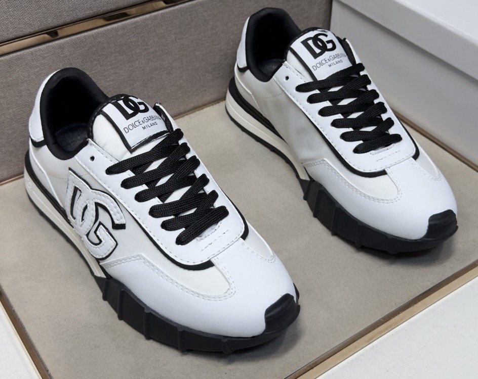 Dolce & Gabbana White DG Low-Top Sneakers