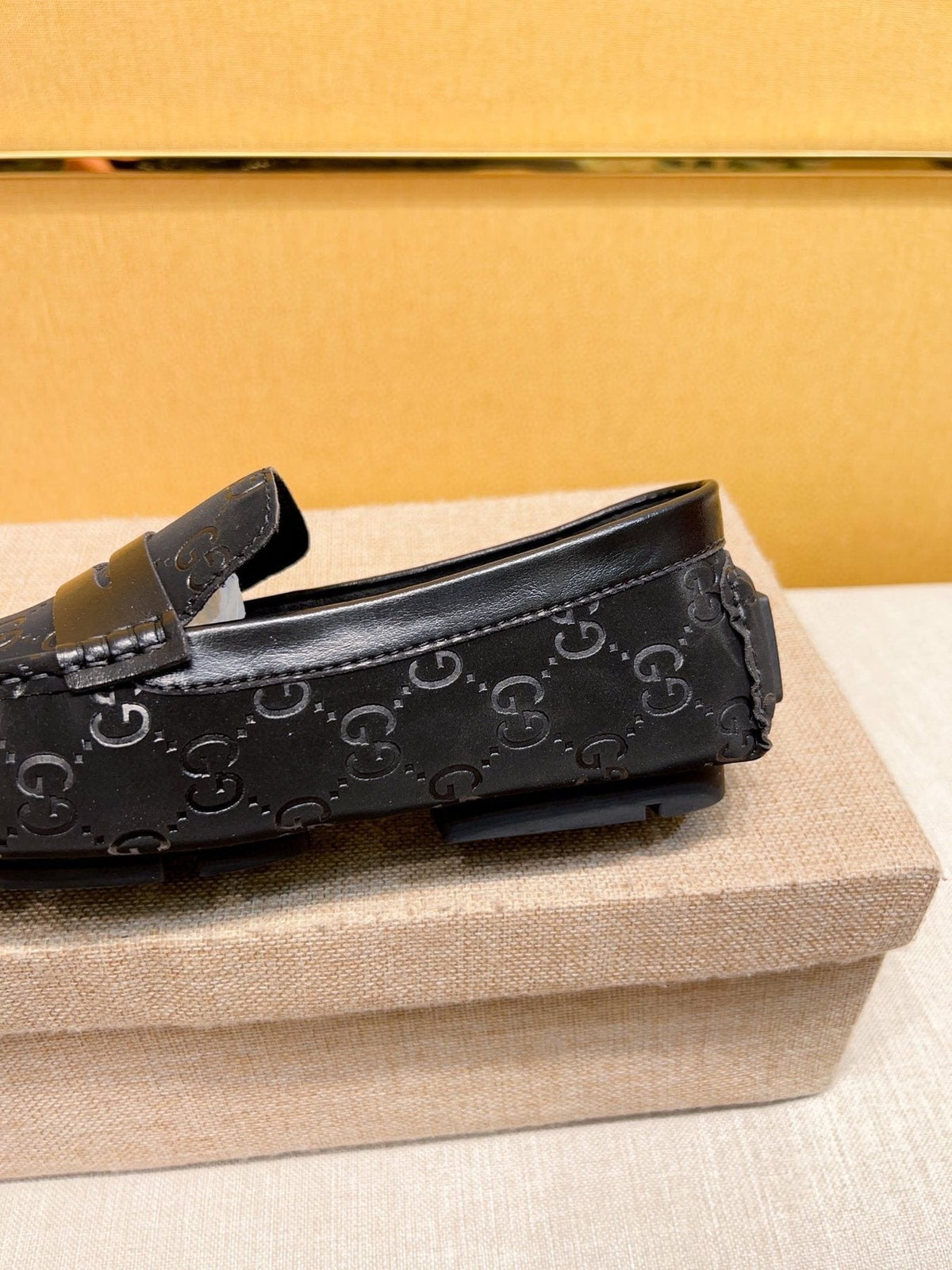 Gucci Men's Black Patterned Loafers
