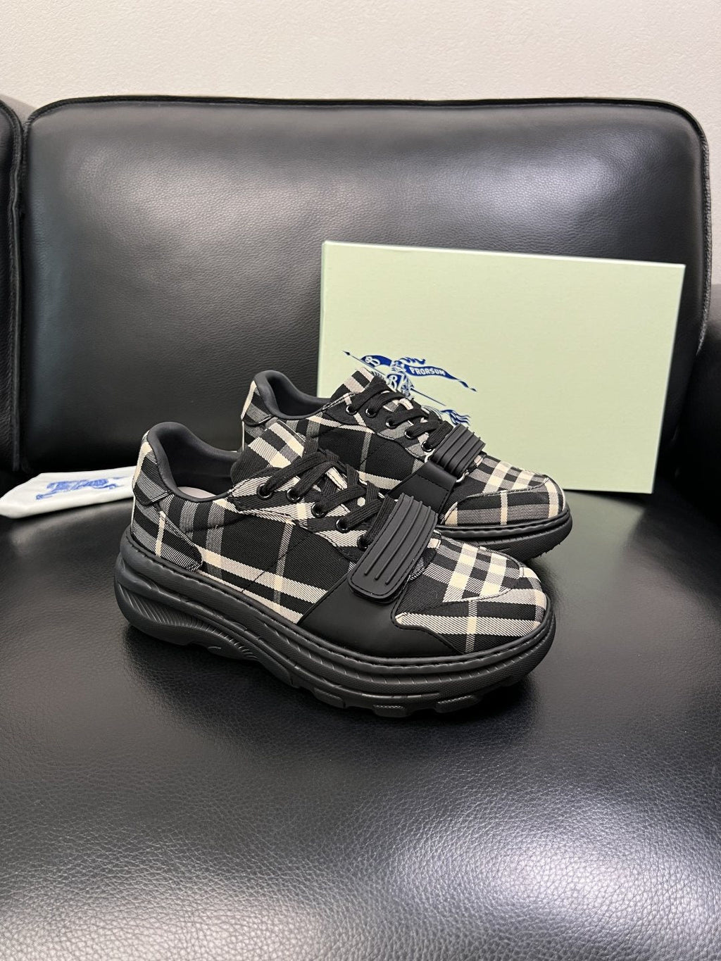 Burberry Check Low-Top Sneakers - Rubber Sole