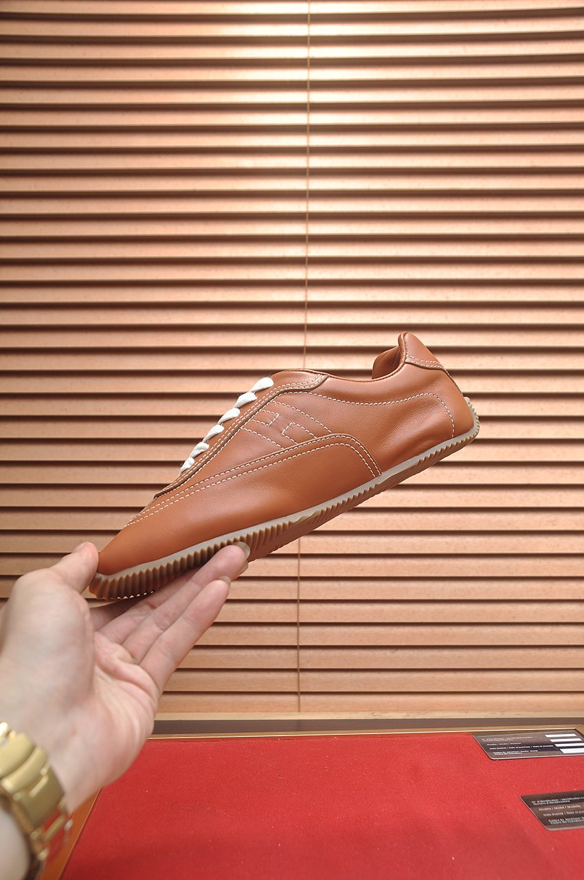 Hermès Low-Top Lace-Up Sneakers