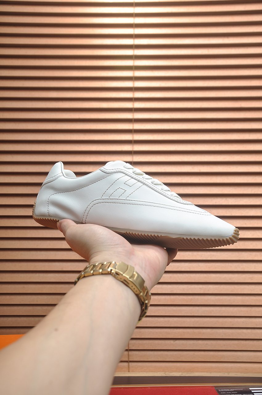 Hermès Low-Top Lace-Up Sneakers