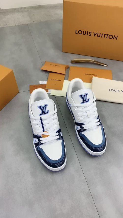 Louis Vuitton Sneakers
