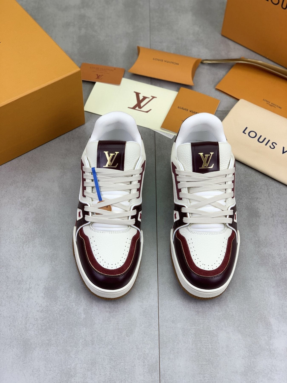 Louis Vuitton Panel-Trim Low-Top Sneakers