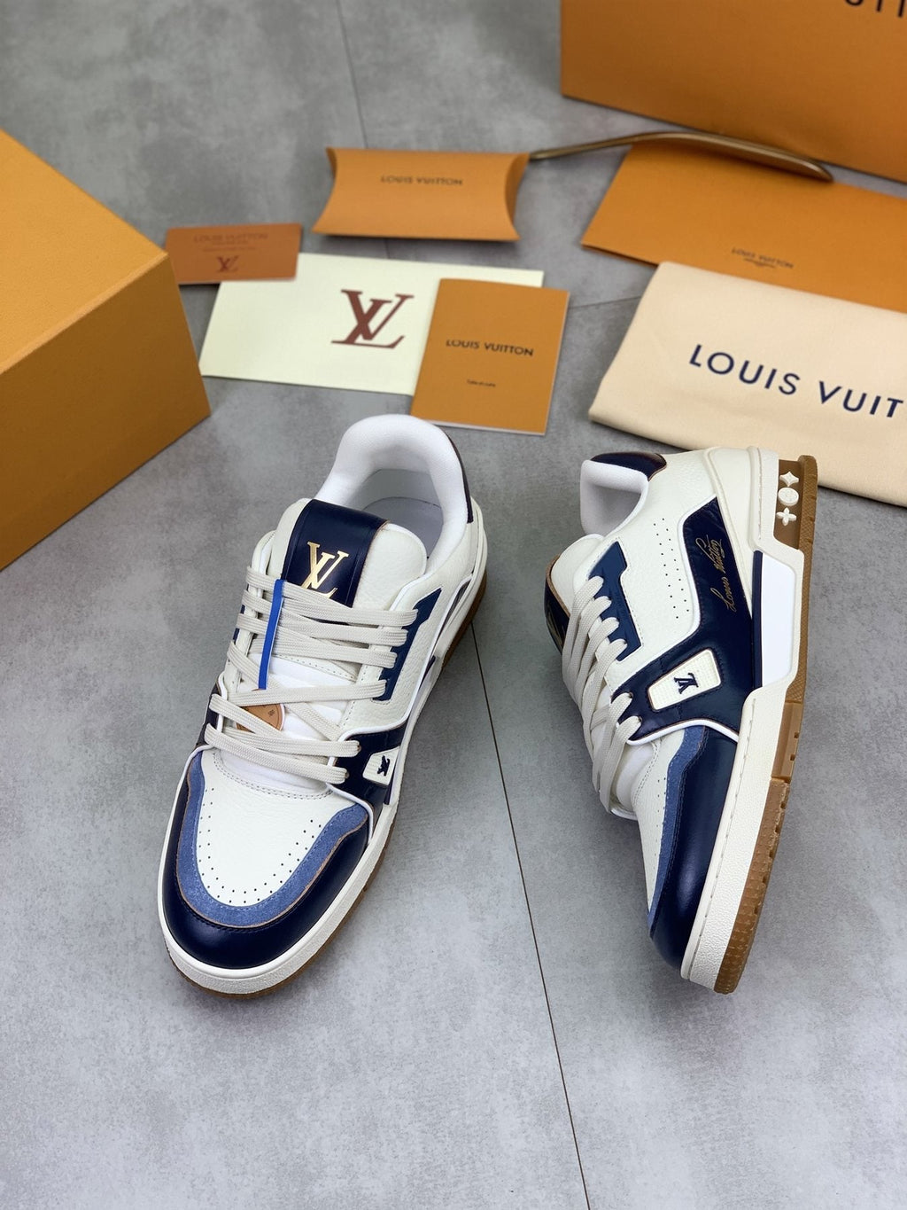 Louis Vuitton Panel-Trim Low-Top Sneakers