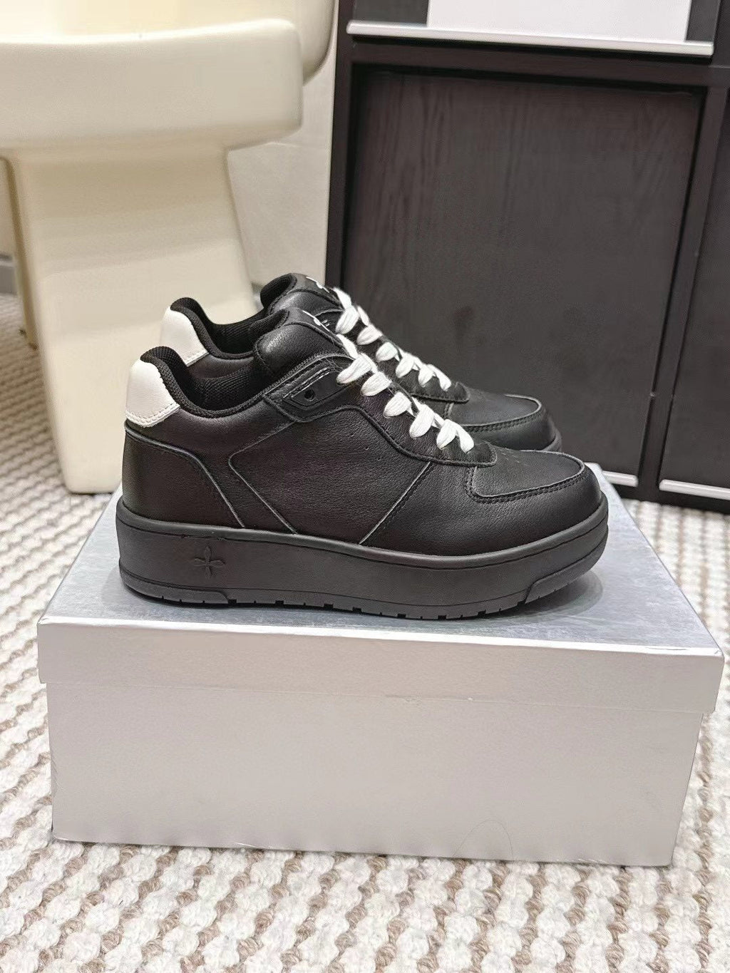 SMFK Platform Sneakers